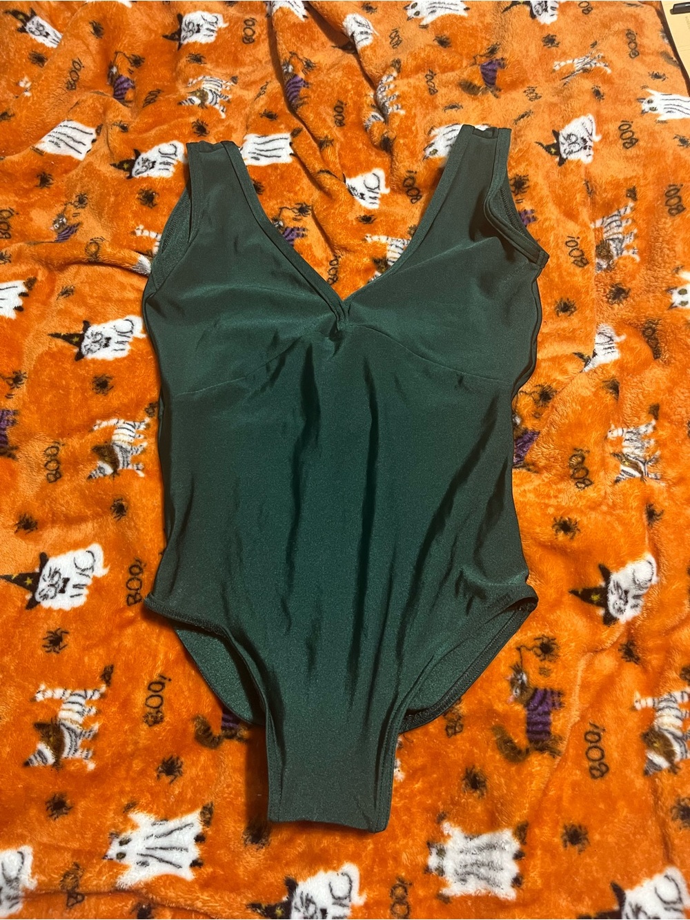 Yumiko Emerald Green Leotard